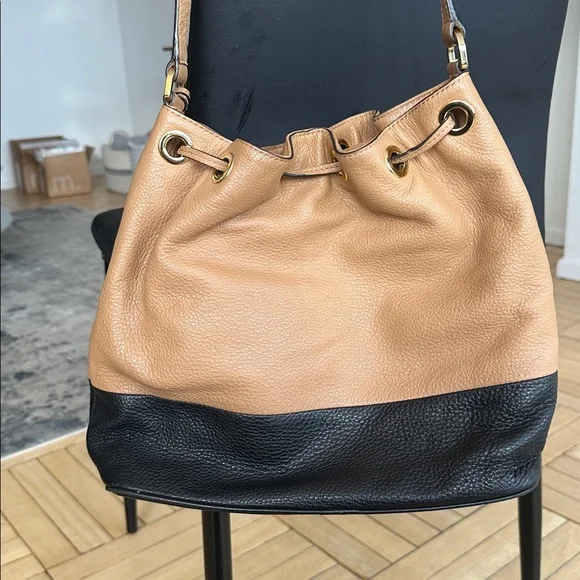 Michael Kors Leather Shoulder Bag - Picture 2 of 6